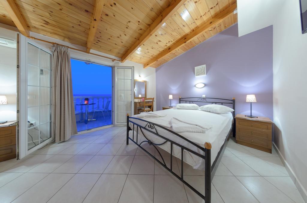 Aparthotel Corali Beach *